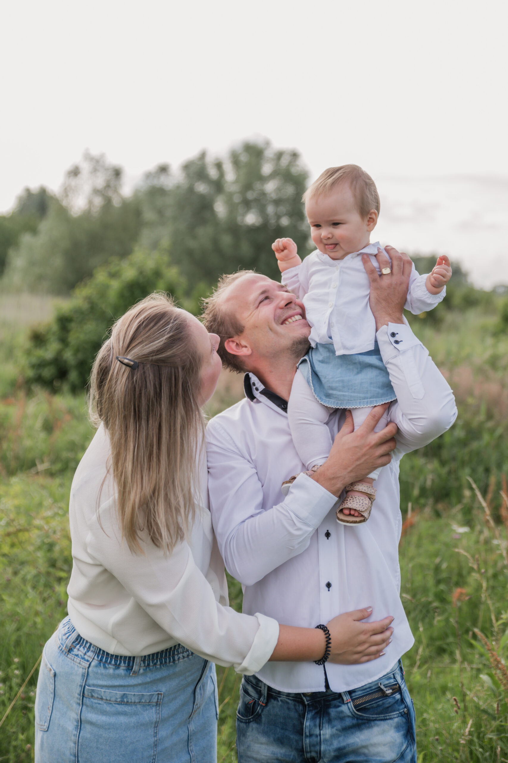 gezinsshoot, gezinsfotografie, gezinsfotoshoot, gezinsfotograaf, Schinkelbos, Amsterdamse bos, fotograaf aalsmeer, fotograaf Diemen, fotograaf amstelveen