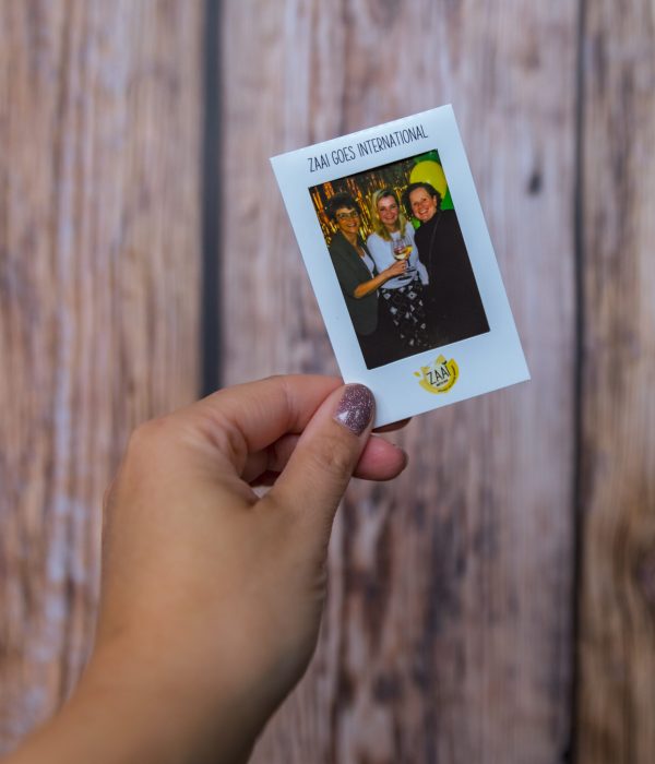Instant polaroid fotografie voor feesten met logo sticker